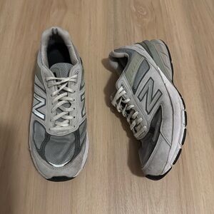 New Balance 990v5 MADE IN USA Women’s Sz 10.5 M 9 Athletic Shoes W990GL5 Grey